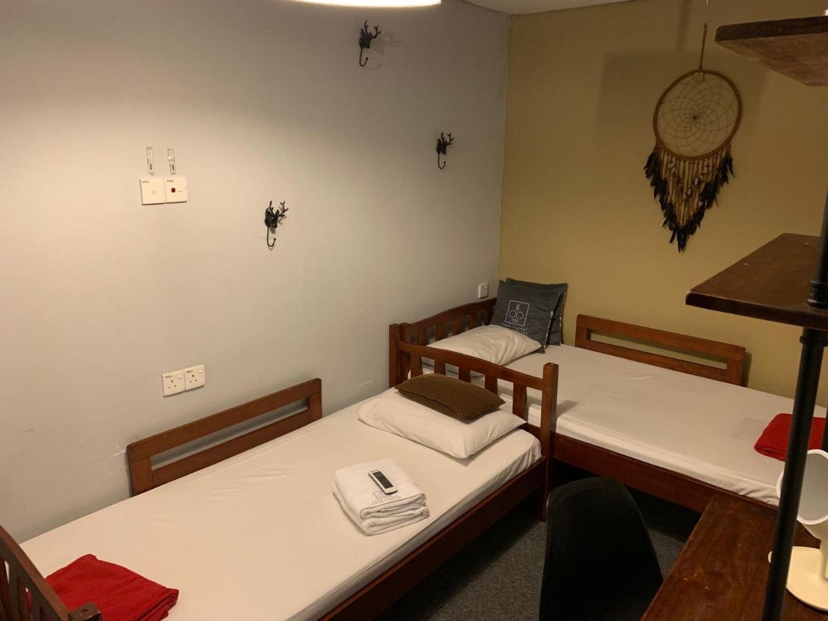 Page 63 Hotel George Town Bagian luar foto